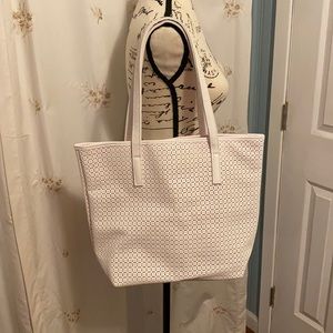 White tote bag